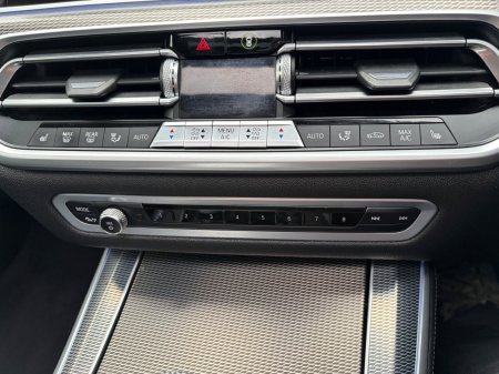2019 BMW X5 - photo 30