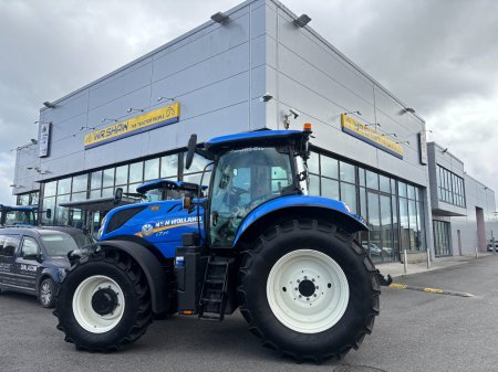 0 New Holland T7.210