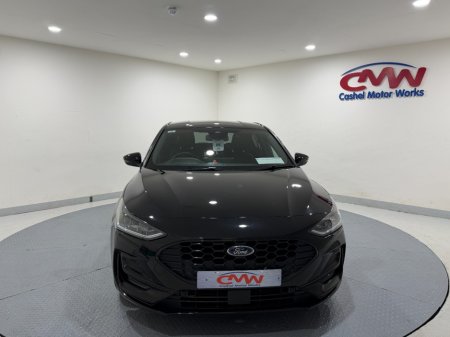 2023 Ford Focus - photo 2