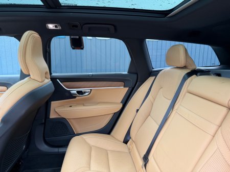 2019 Volvo V90 - photo 51