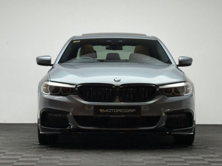 2019 BMW 5-Series - photo 2