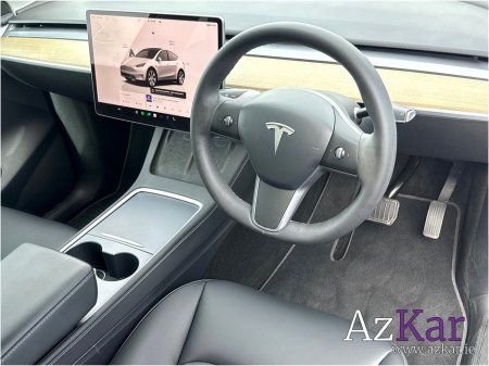 2023 Tesla Model Y - photo 12