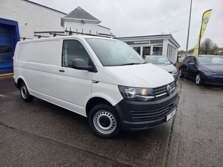 2018 Volkswagen Transporter T32 TDI P/V STARTLINE BMT