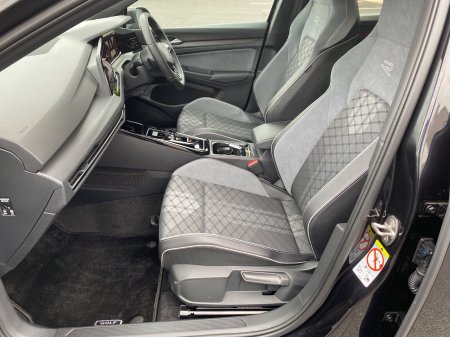 2024 Volkswagen Golf - photo 13