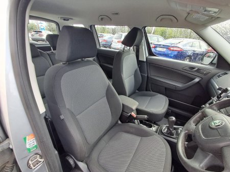 2011 Skoda Yeti - photo 8
