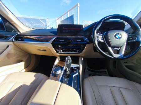2017 BMW 5-Series - photo 14