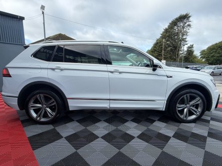 2020 Volkswagen Tiguan - photo 5
