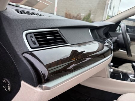 2010 BMW 5-Series - photo 16