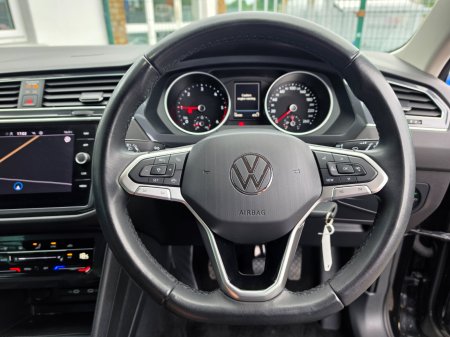 2023 Volkswagen Tiguan - photo 16
