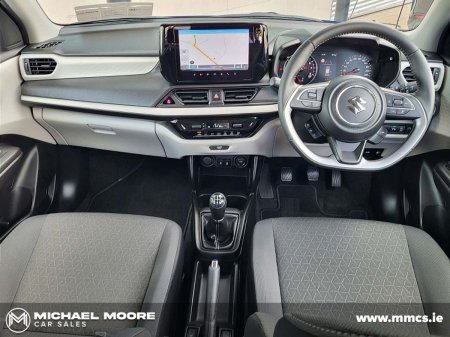 2025 Suzuki Swift - photo 2