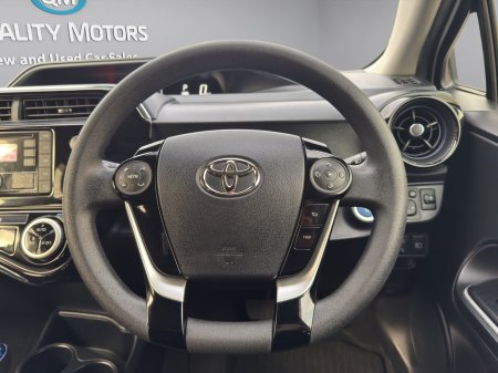 2020 Toyota Aqua - photo 14