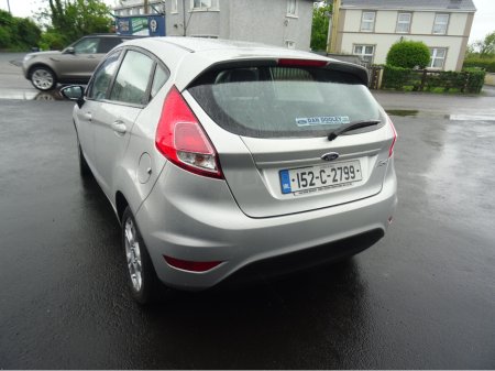 2015 Ford Fiesta - photo 5