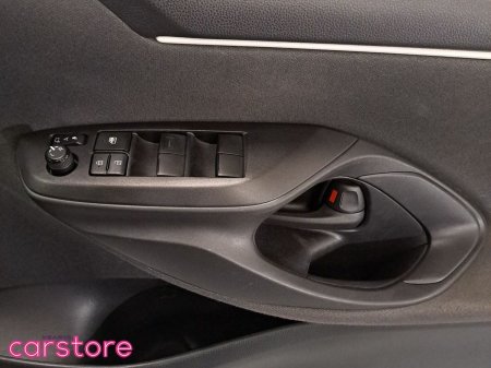 2022 Toyota Yaris - photo 17