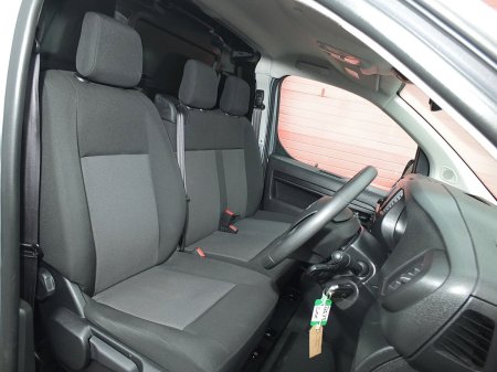 2023 Vauxhall Vivaro - photo 19