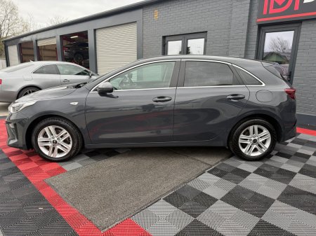 2021 Kia Ceed - photo 22