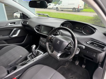 2014 Peugeot 308 - photo 10