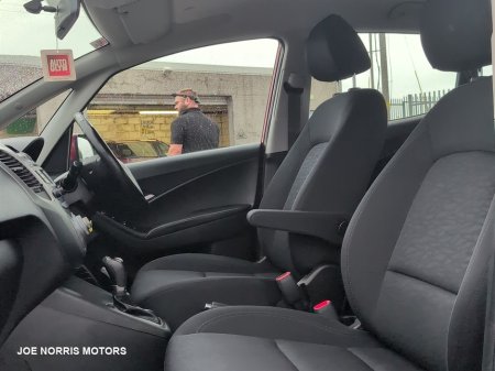 2019 Hyundai ix20 - photo 2