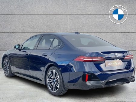 2026 BMW 5-Series - photo 2