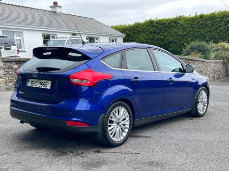 2016 Ford Focus - photo 2