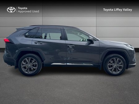 2024 Toyota RAV4 - photo 3