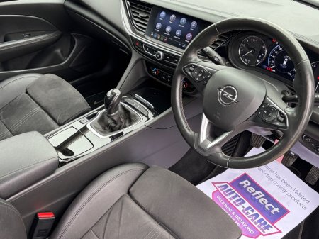 2022 Opel Insignia - photo 19