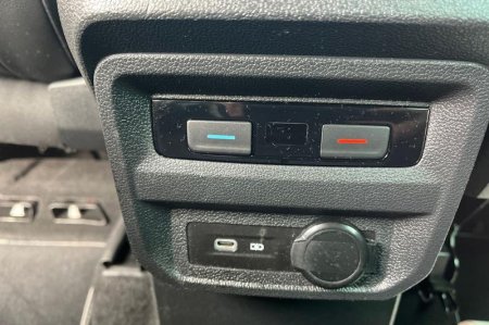 2020 Volkswagen Tiguan - photo 32