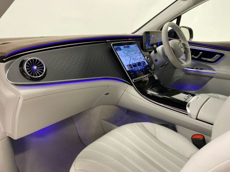 2025 Mercedes-Benz EQE - photo 6