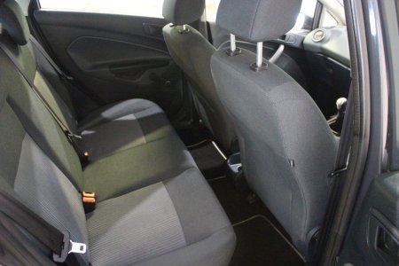 2011 Ford Fiesta - photo 17