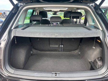 2021 Volkswagen Tiguan - photo 13