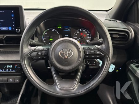2024 Toyota Yaris - photo 13