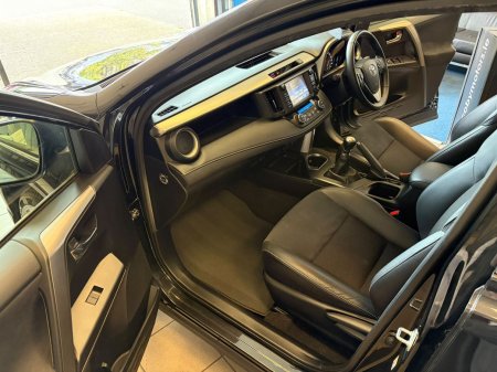 2016 Toyota RAV4 - photo 18