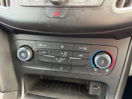 2017 Ford Focus - photo 12