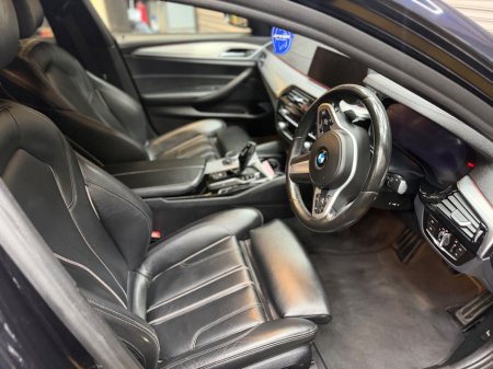 2018 BMW 5-Series - photo 16