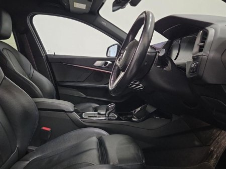 2021 BMW 1-Series - photo 12