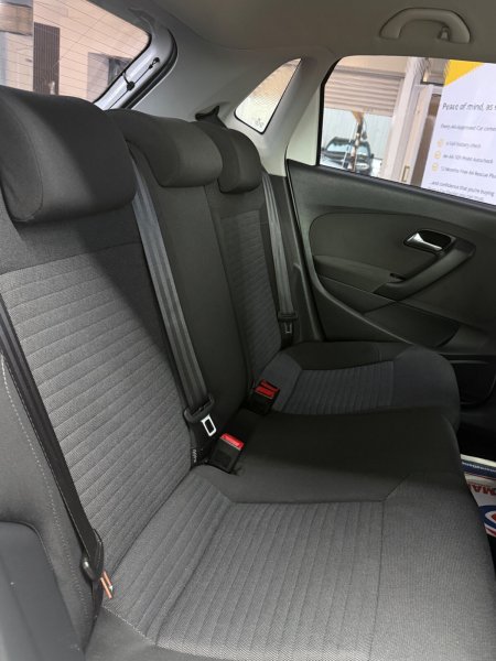 2012 Volkswagen Polo - photo 19