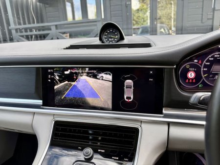 2022 Porsche Panamera - photo 23