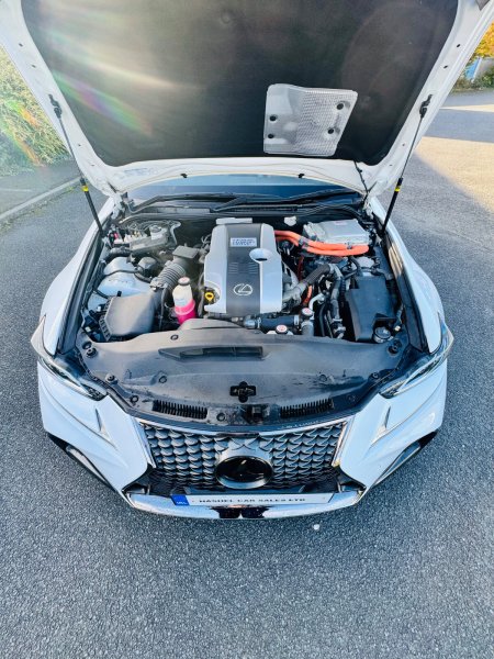 2018 Lexus IS - photo 30