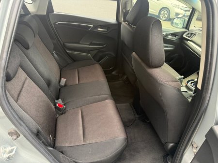 2016 Honda Fit - photo 17
