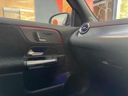 2021 Mercedes-Benz EQA - photo 15