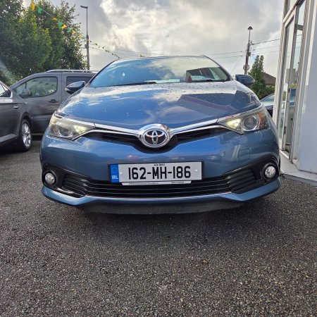 2016 Toyota Auris - photo 2
