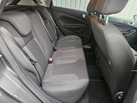 2016 Ford Fiesta - photo 20