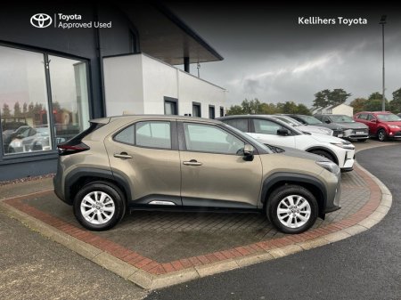 2024 Toyota Yaris Cross - photo 3