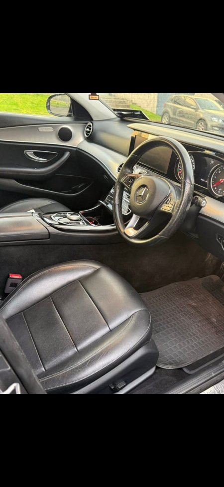2018 Mercedes-Benz E-Class - photo 7