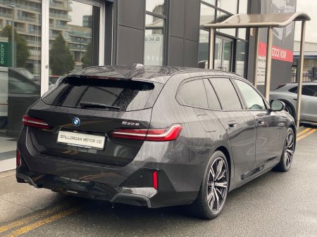 2025 BMW 5-Series - photo 5
