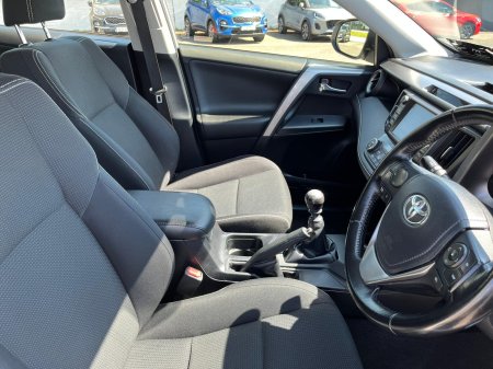 2016 Toyota RAV4 - photo 10