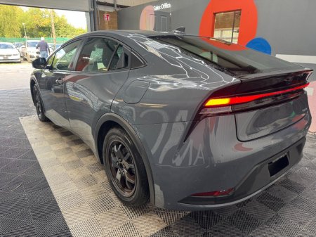 2025 Toyota Prius - photo 5