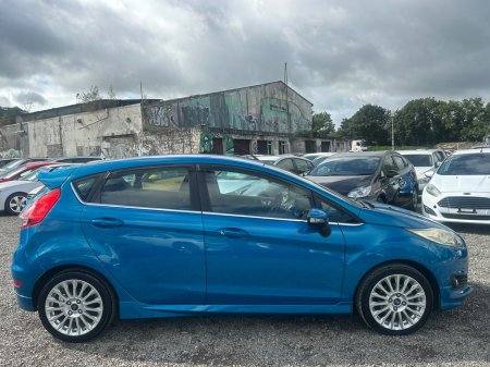 2015 Ford Fiesta - photo 7