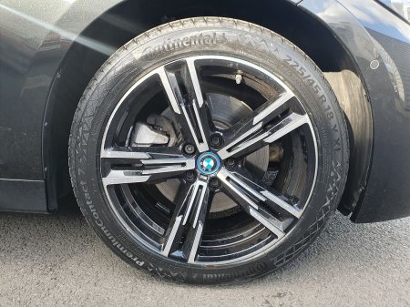 2024 BMW 3-Series - photo 14