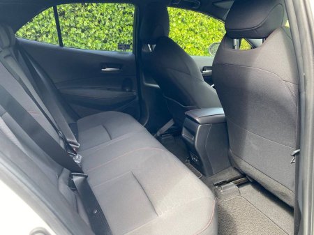2025 Toyota Corolla - photo 8