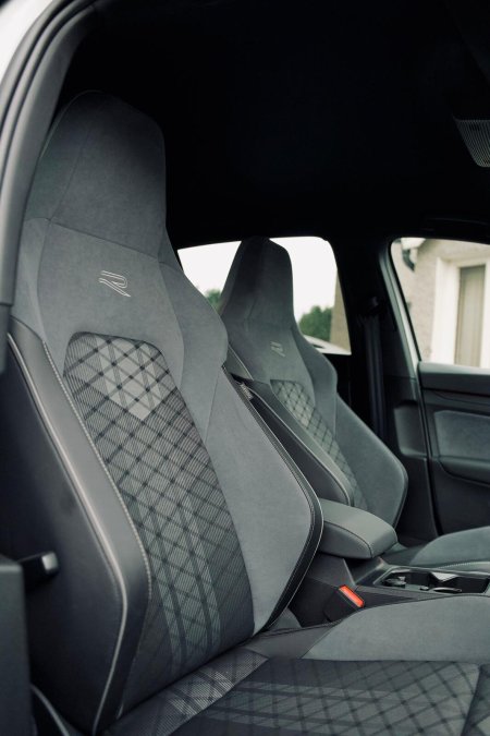 2024 Volkswagen Golf - photo 16